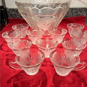 Americana by hazel atlas punch bowl  no stand